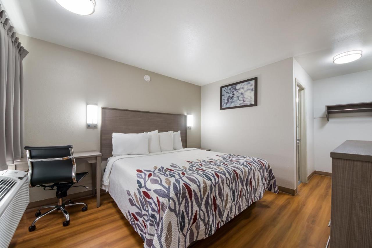 Red Roof Inn San Antonio E - Frost Bank Center 外观 照片
