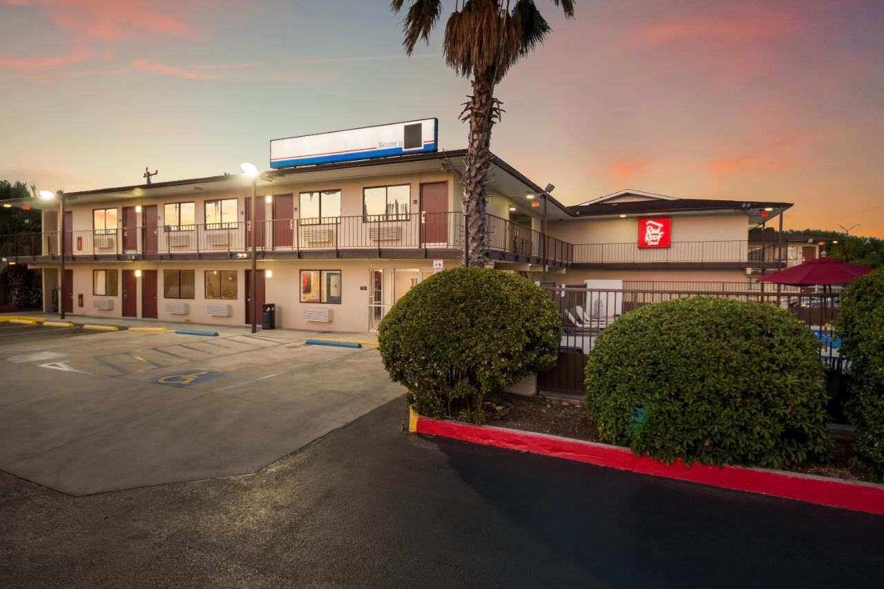 Red Roof Inn San Antonio E - Frost Bank Center 外观 照片