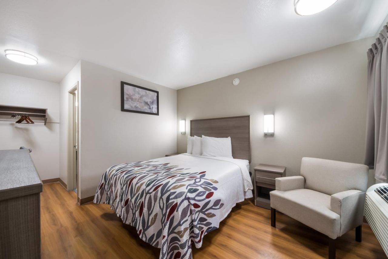 Red Roof Inn San Antonio E - Frost Bank Center 外观 照片