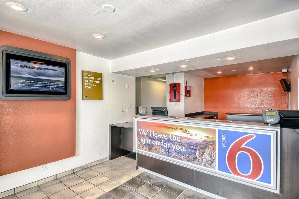 Red Roof Inn San Antonio E - Frost Bank Center 外观 照片